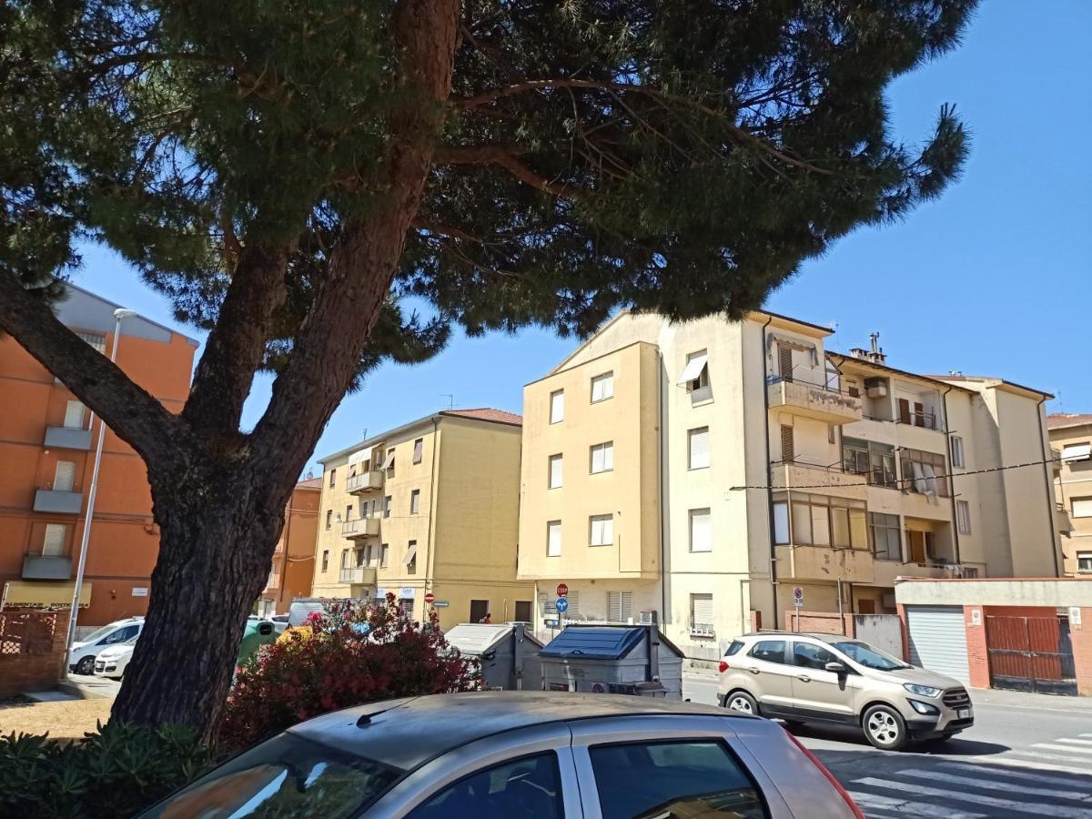 Casa Ilanfra - Appartamenti Gabbiano, Farfalla E Stella Marina Piombino Exteriör bild