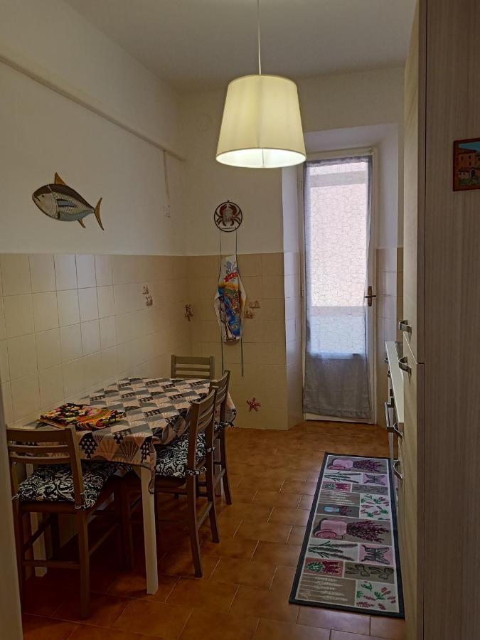 Casa Ilanfra - Appartamenti Gabbiano, Farfalla E Stella Marina Piombino Exteriör bild