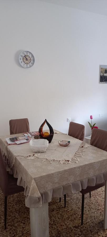 Casa Ilanfra - Appartamenti Gabbiano, Farfalla E Stella Marina Piombino Exteriör bild
