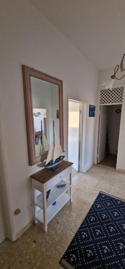 Casa Ilanfra - Appartamenti Gabbiano, Farfalla E Stella Marina Piombino Exteriör bild