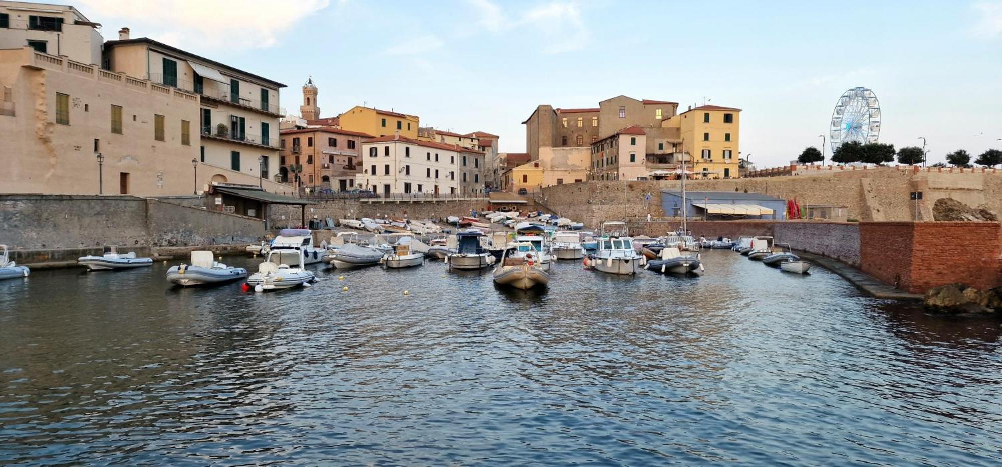 Casa Ilanfra - Appartamenti Gabbiano, Farfalla E Stella Marina Piombino Exteriör bild